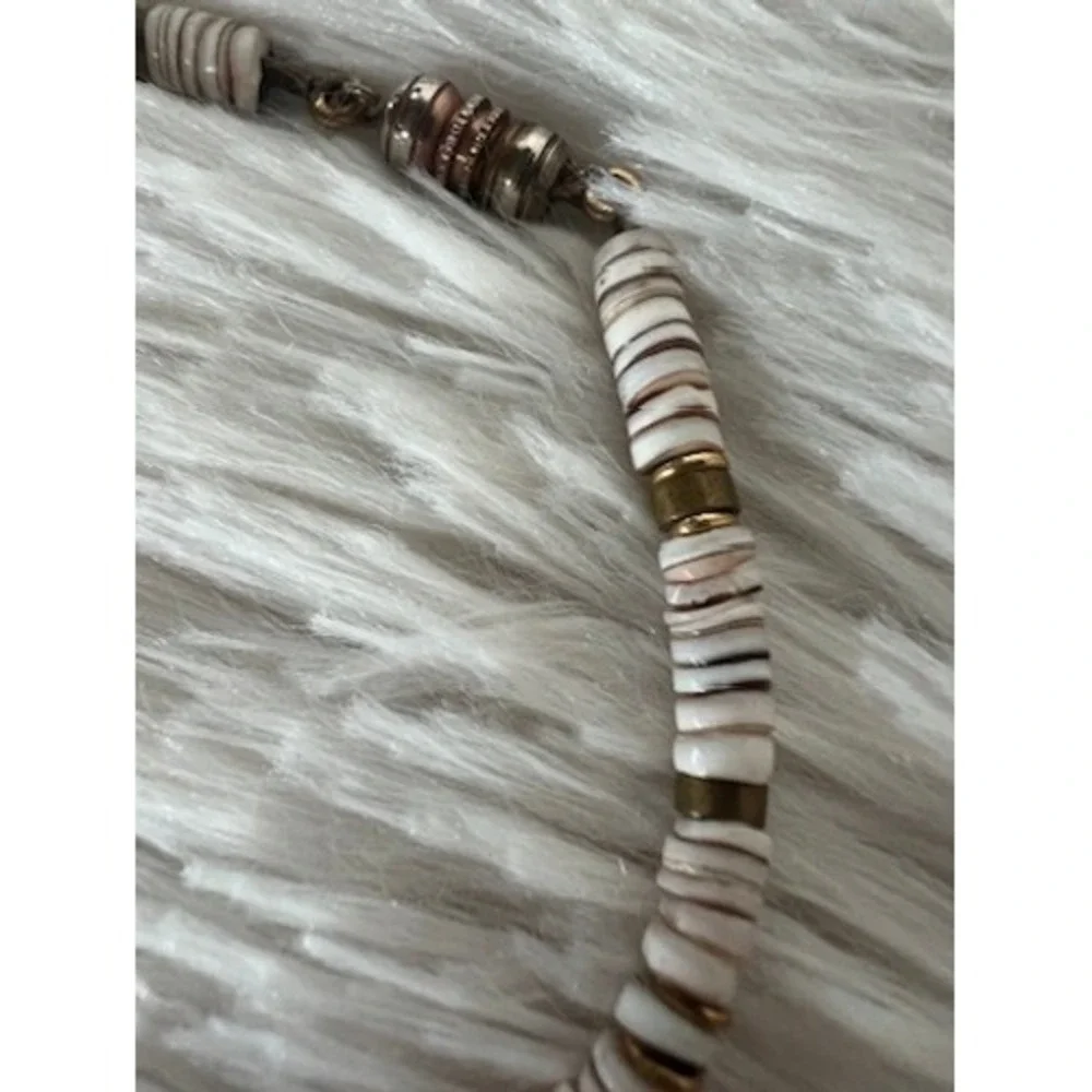 Handmade Shell Heishi Bead Bracelet Unisex 7.5